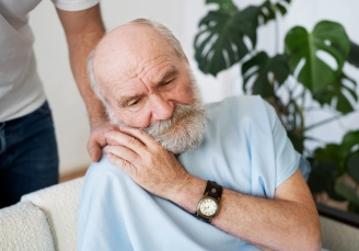 фото мужчины после инсульта